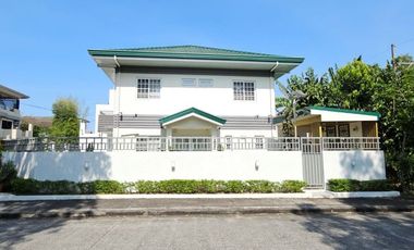 Fully Furnished Well Maintained Corner House in Villa Caceres Sta. Rosa Laguna