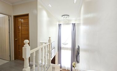 Fully Furnished Well Maintained Corner House in Villa Caceres Sta. Rosa Laguna