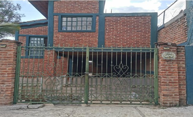 CASA EN VENTA, COL. CLUB NÁUTICO PUENTE VIEJO, JUANACATLÁN, JALISCO