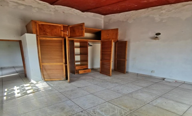 CASA EN VENTA, COL. CLUB NÁUTICO PUENTE VIEJO, JUANACATLÁN, JALISCO