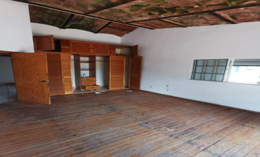 CASA EN VENTA, COL. CLUB NÁUTICO PUENTE VIEJO, JUANACATLÁN, JALISCO
