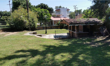CASA EN VENTA, COL. CLUB NÁUTICO PUENTE VIEJO, JUANACATLÁN, JALISCO