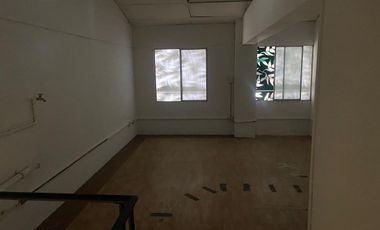 Local  en arriendo, Los  Naranjos, Poblado, Medellin