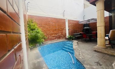 Acogedora Casa con piscina en Cedros de Villa