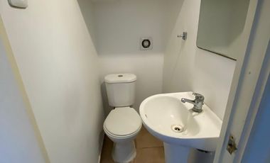 Casa de 4D-3B-2E en Microbarrio de Villa Jardines de Santa María, Maipú.