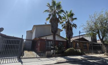 Casa de 2 Pisos en Puente Alto – Sector Protectora de la Infancia