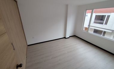 🏠 CASA 2 PLANTAS 3 DORMITORIOS CON TERRAZA -  $76,000.oo (Marianitas de Calderón)