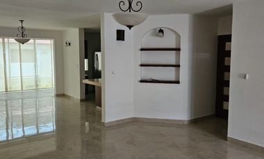 Casa en Renta en Ciudad del Carmen Residencial del Lago