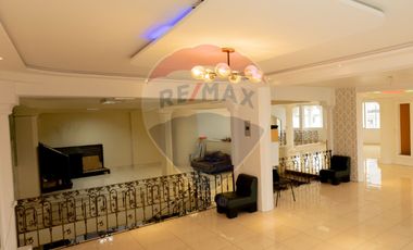 Se Renta amplio Local Comercial Esquinero, Ibarra