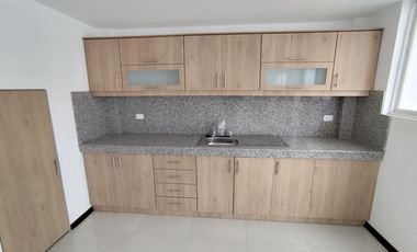 🏠 CASA 2 PLANTAS 3 DORMITORIOS CON TERRAZA -  $76,000.oo (Marianitas de Calderón)