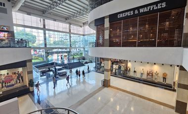 LOCAL COMERCIAL C.C MEGAMALL