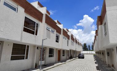 🏠 CASA 2 PLANTAS 3 DORMITORIOS CON TERRAZA -  $76,000.oo (Marianitas de Calderón)
