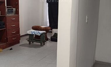 Casa con terreno de 390 m2 y dos casas adicionales más jardín a precio rebajado