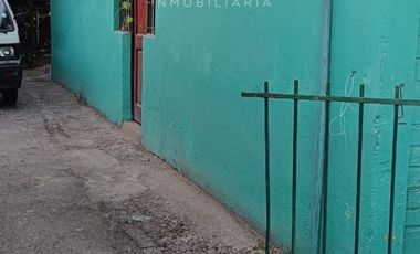 Casa con terreno de 390 m2 y dos casas adicionales más jardín a precio rebajado