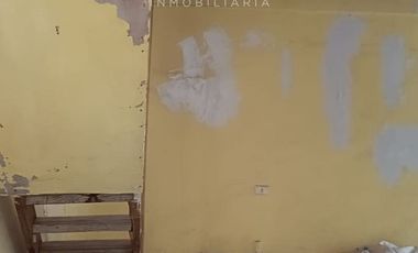 Casa con terreno de 390 m2 y dos casas adicionales más jardín a precio rebajado