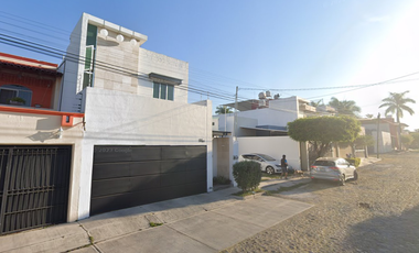 OP CASA EN VENTA C. Zenzontle , Sta Bárbara, Colima, Col. México