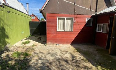 Se vende casa en las animas, a 1 cuadra del supermercado Unimarc