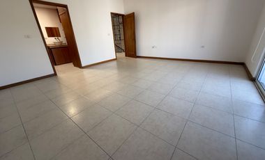 Amplia y linda casa en pequeña privada zona cercana a Plaza las Americas Villahermosa Tabasco