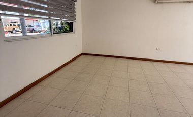 Amplia y linda casa en pequeña privada zona cercana a Plaza las Americas Villahermosa Tabasco