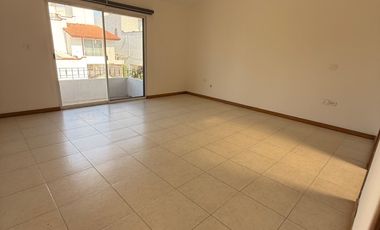 Amplia y linda casa en pequeña privada zona cercana a Plaza las Americas Villahermosa Tabasco