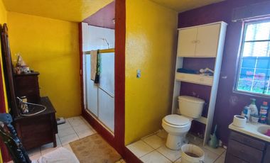 Venta de Terreno a metros de Baja Mar y La Salina casi frente al Mar, 460 m² con casita rústica, Carretera Tijuana Ensenada