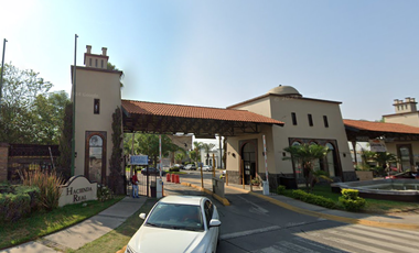 VENDO CASA EN FRACC. HACIENDA DEL REAL, TONALA CERCA CENTRO TLAQUEPAQUE