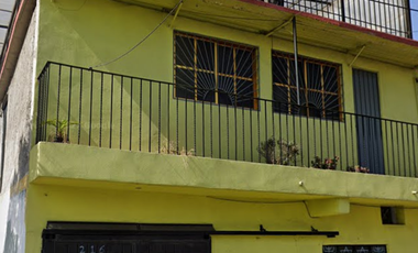 ***Casa en remate*** Calle Oriente 178, Moctezuma 2da Sección, Venustiano Carranza, CDMX.
