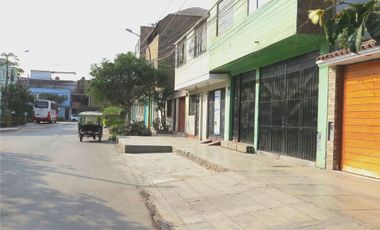 CASA 3 PISOS EN VENTA 150 M2 CALLE SAGITARIO - ATE