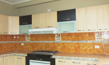 CASA 3 PISOS EN VENTA 150 M2 CALLE SAGITARIO - ATE
