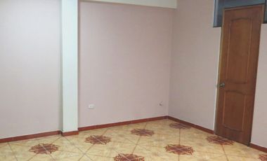 CASA 3 PISOS EN VENTA 150 M2 CALLE SAGITARIO - ATE