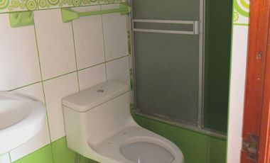 CASA 3 PISOS EN VENTA 150 M2 CALLE SAGITARIO - ATE