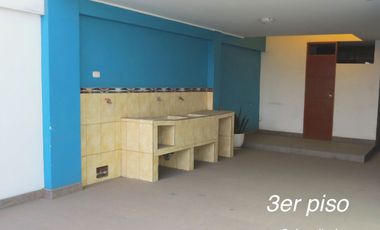 CASA 3 PISOS EN VENTA 150 M2 CALLE SAGITARIO - ATE