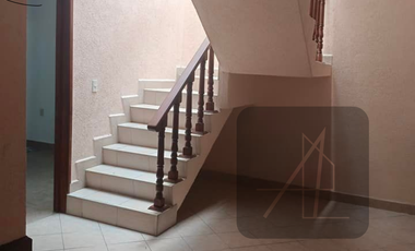 CASA EN VENTA EN CALLE 28 OLIVAR DEL CONDE ALVARO OBREGON CDMX VL11-RB-1