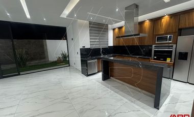 🏡✨ RESIDENCIA DE LUJO EN VENTA | FRENTE AL PARQUE METROPOLITANO, ZAPOPAN