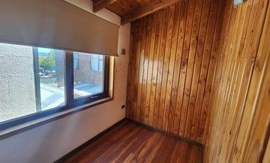 Se Arrienda casa de dos pisos en Av. Nueva San Luis
