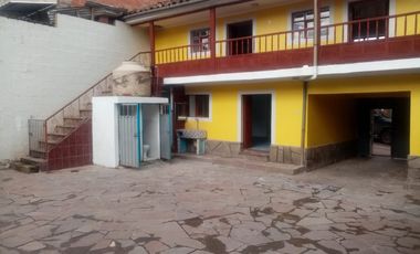 Venta de Amplia Casa de 285 m² a solo una cuadra de la Municipalidad de San Jerónimo - Cusco