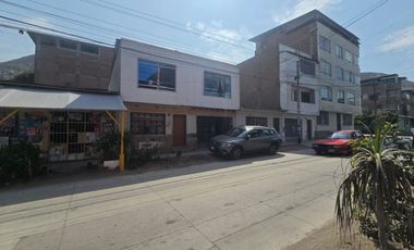 OCASION: Casa como terreno