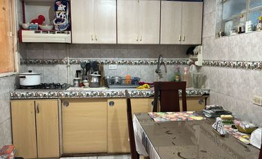 Vendo casa grande rentable, excelente oportunidad, en Santa Helenita, Bogotá