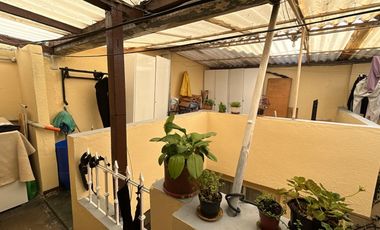 Vendo casa grande rentable, excelente oportunidad, en Santa Helenita, Bogotá