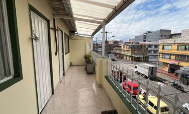 Vendo casa grande rentable, excelente oportunidad, en Santa Helenita, Bogotá