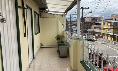 Vendo casa grande rentable, excelente oportunidad, en Santa Helenita, Bogotá