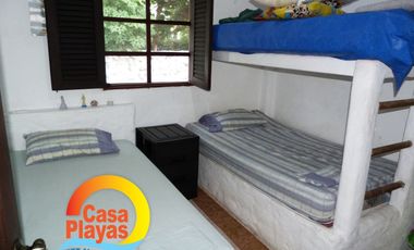 Casa con vista al mar de Venta en Playas Villamil, via a Data km 8.5