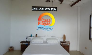 Casa con vista al mar de Venta en Playas Villamil, via a Data km 8.5