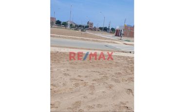 Venta De Terreno en ALAMEDA SUR