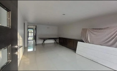 Casa en venta, totalmente remodelada, Hacienda de Echegaray