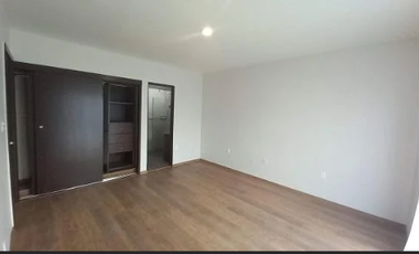 Casa en venta, totalmente remodelada, Hacienda de Echegaray