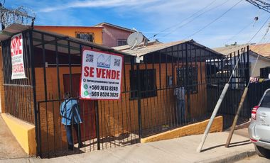 SE VENDE CASA EN OVALLE, POBLACIÓN ESPERANZA