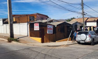 SE VENDE CASA EN OVALLE, POBLACIÓN ESPERANZA