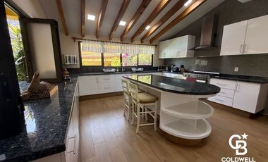 Casa en Venta, Jardines de Ahuatepec, Cuernavaca