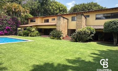 Casa en Venta, Jardines de Ahuatepec, Cuernavaca
